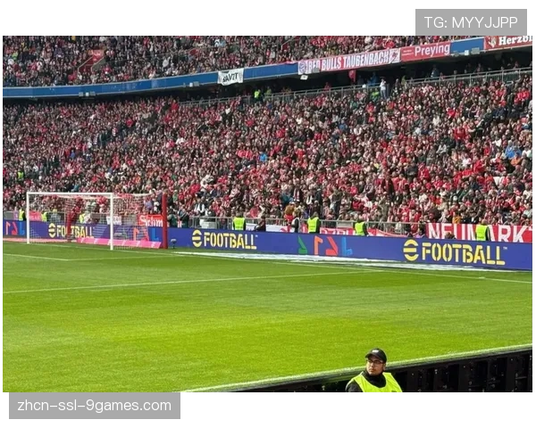 拜仁慕尼黑4-2击败斯图加特，提前四轮锁定德甲冠军